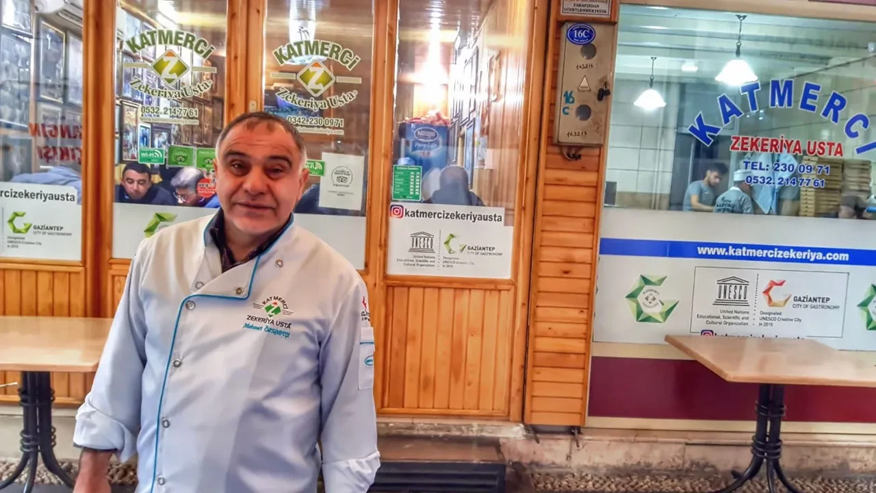 Türk restoranı Dünya devlerini dize getirdi! Tabureli tatlıcı Michelin Yıldızlı mekanları geride bıraktı