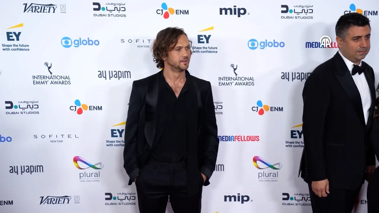 Türk yapımı Deha dizisi Emmy Ödülü'ne layık görüldü! 'Sürükleyici bir aile draması'