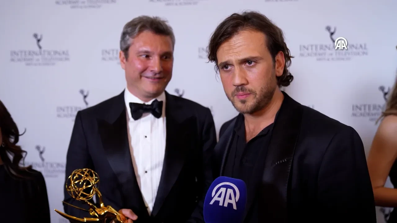 Türk yapımı Deha dizisi Emmy Ödülü'ne layık görüldü! 'Sürükleyici bir aile draması'