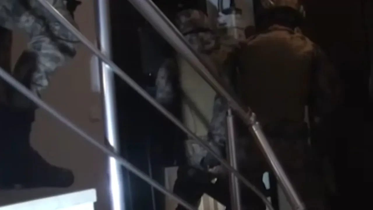 Zehir tacirine operasyon! Kilolarca uyuşturucu madde ele geçirildi