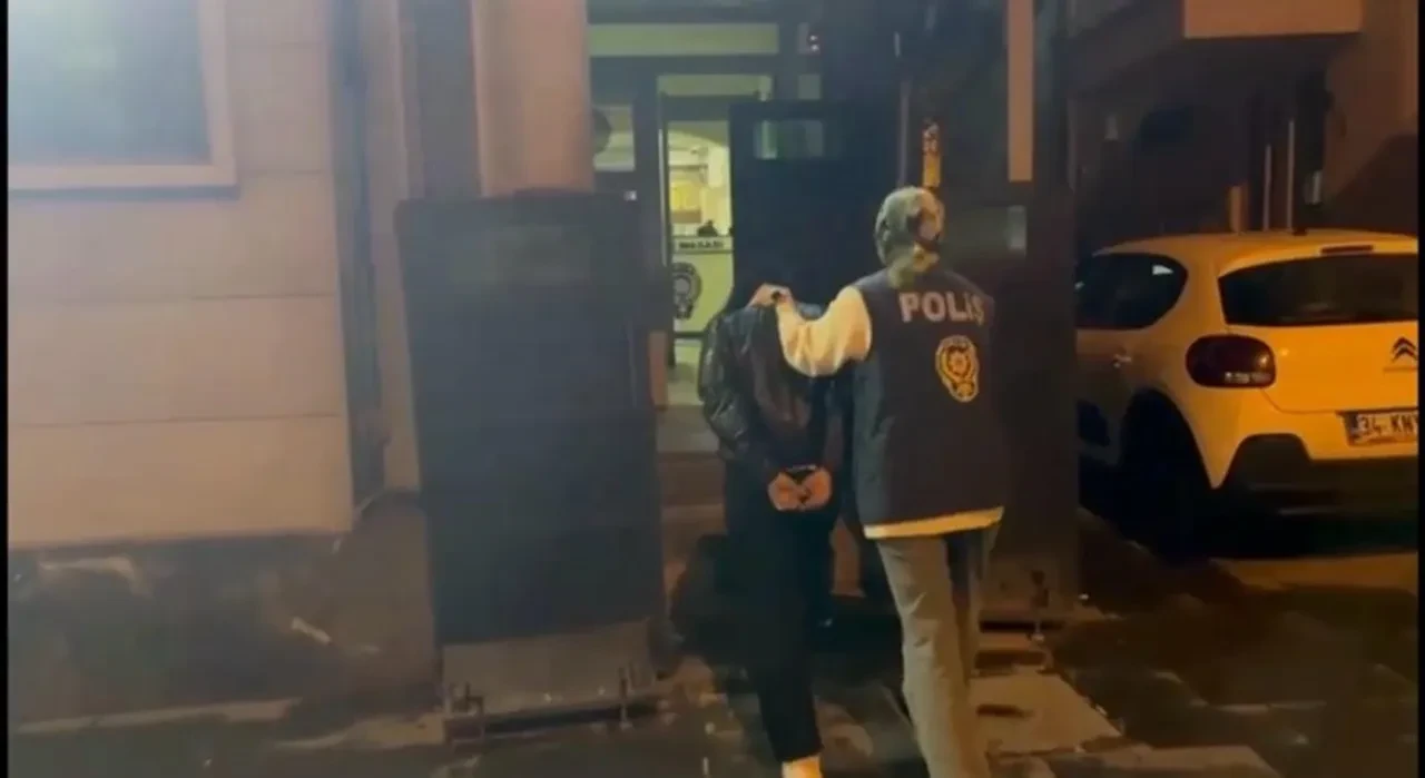 Altın bozdurma bahanesiyle kuyumcular dolandırdılar! Sahte altın çetesi yakalandı 