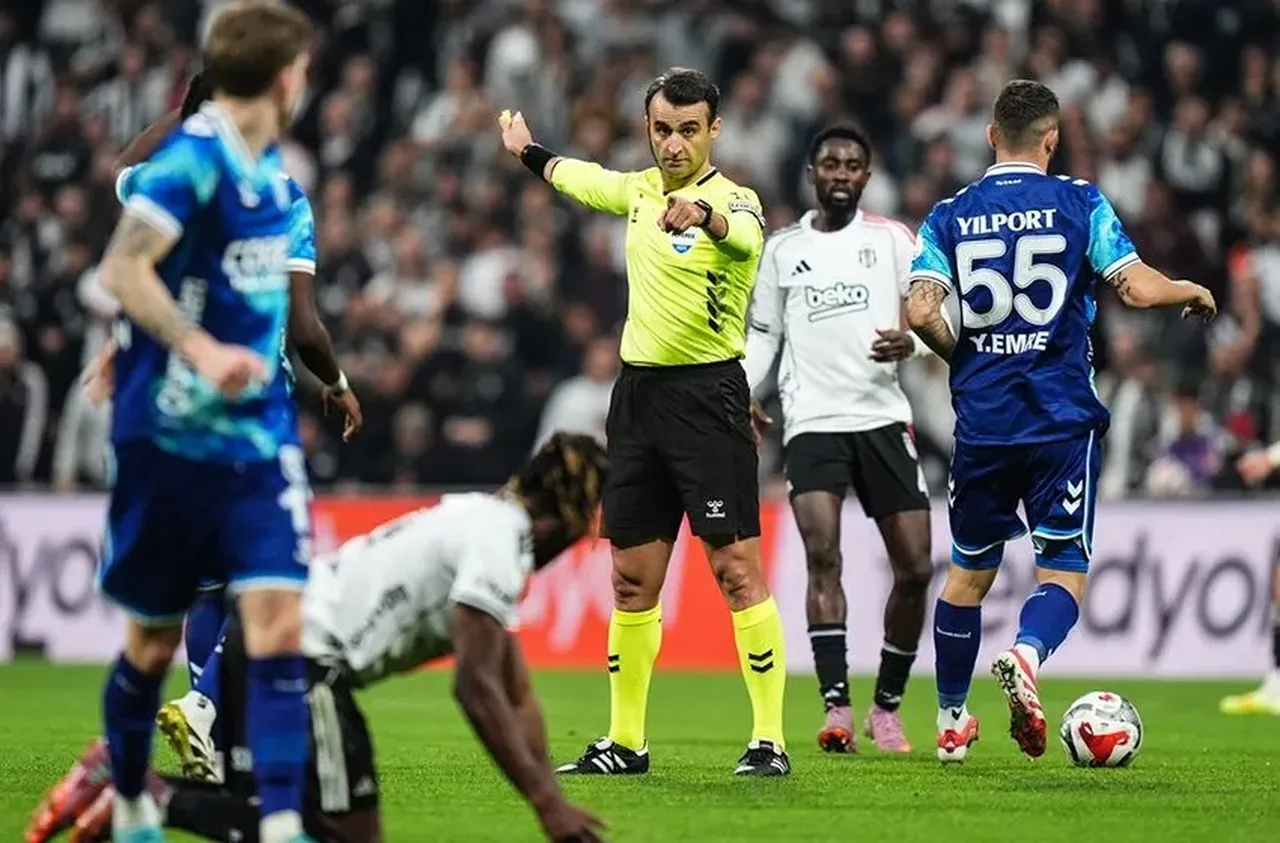 Beşiktaş'tan çok sert hakem tepkisi! Samsunspor maçındaki penaltı pozisyonunun VAR kayıtları ortaya çıktı