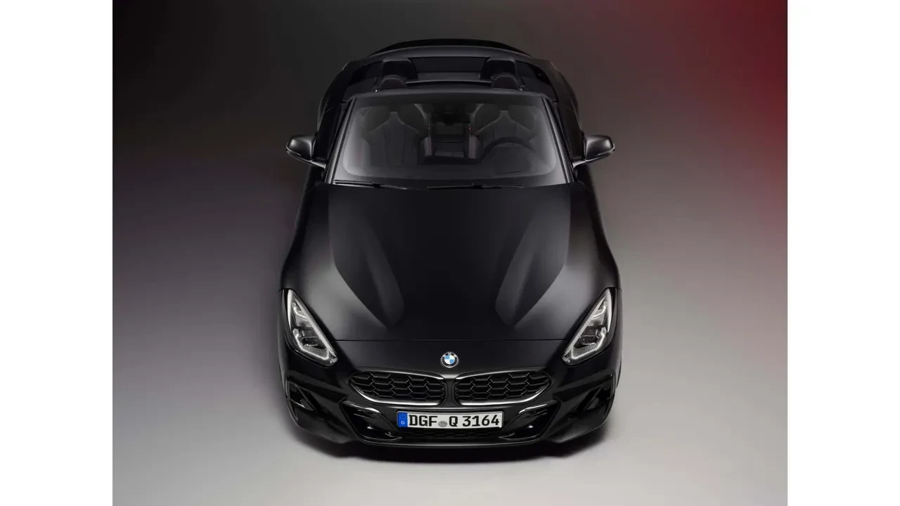 BMW Z4 emekli oldu! Veda sürümü servet değerinde