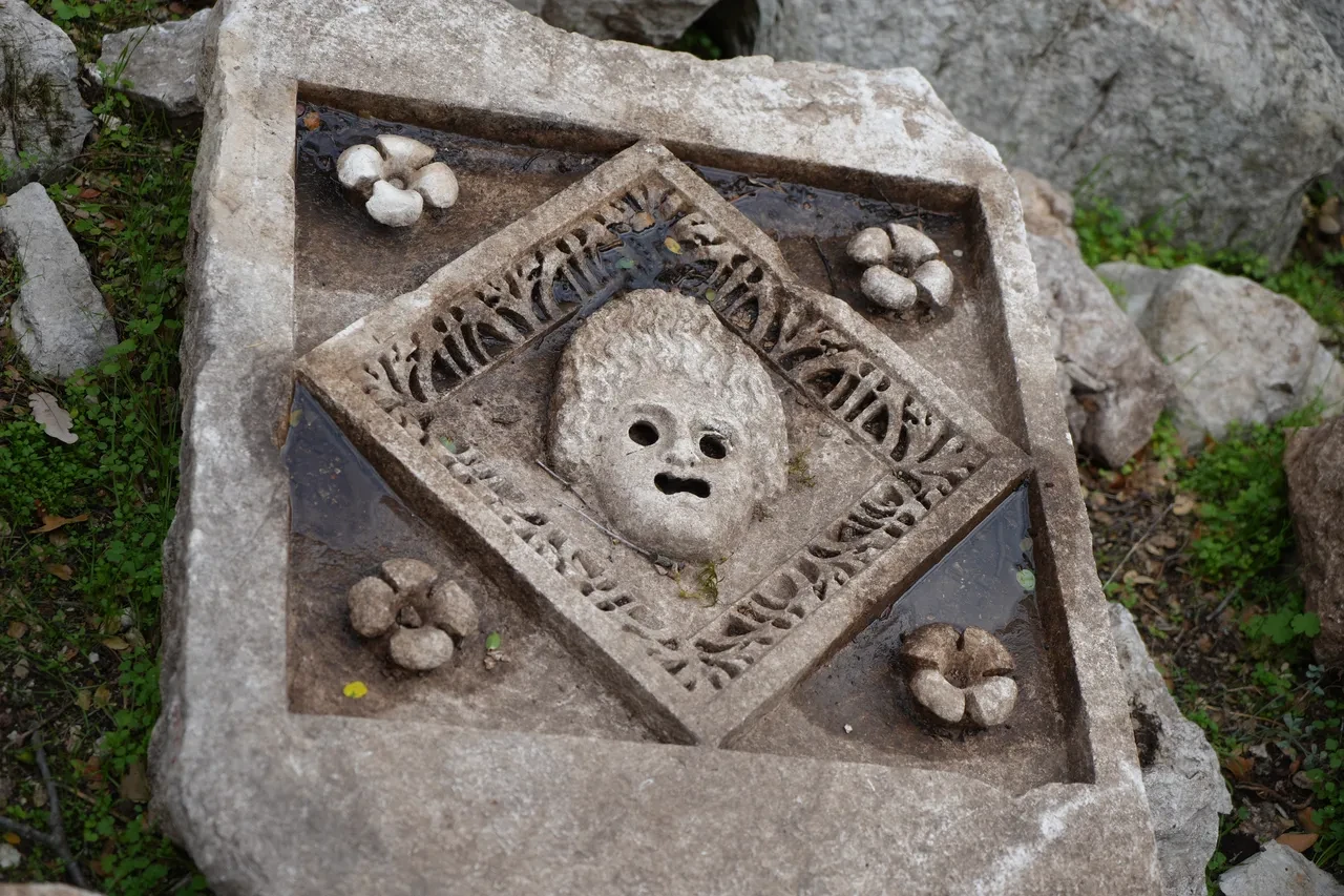 Esrarengiz görüntüler! Antalya'da gün yüzüne çıkarıldı: Yerinden kaldırılması mümkün değil