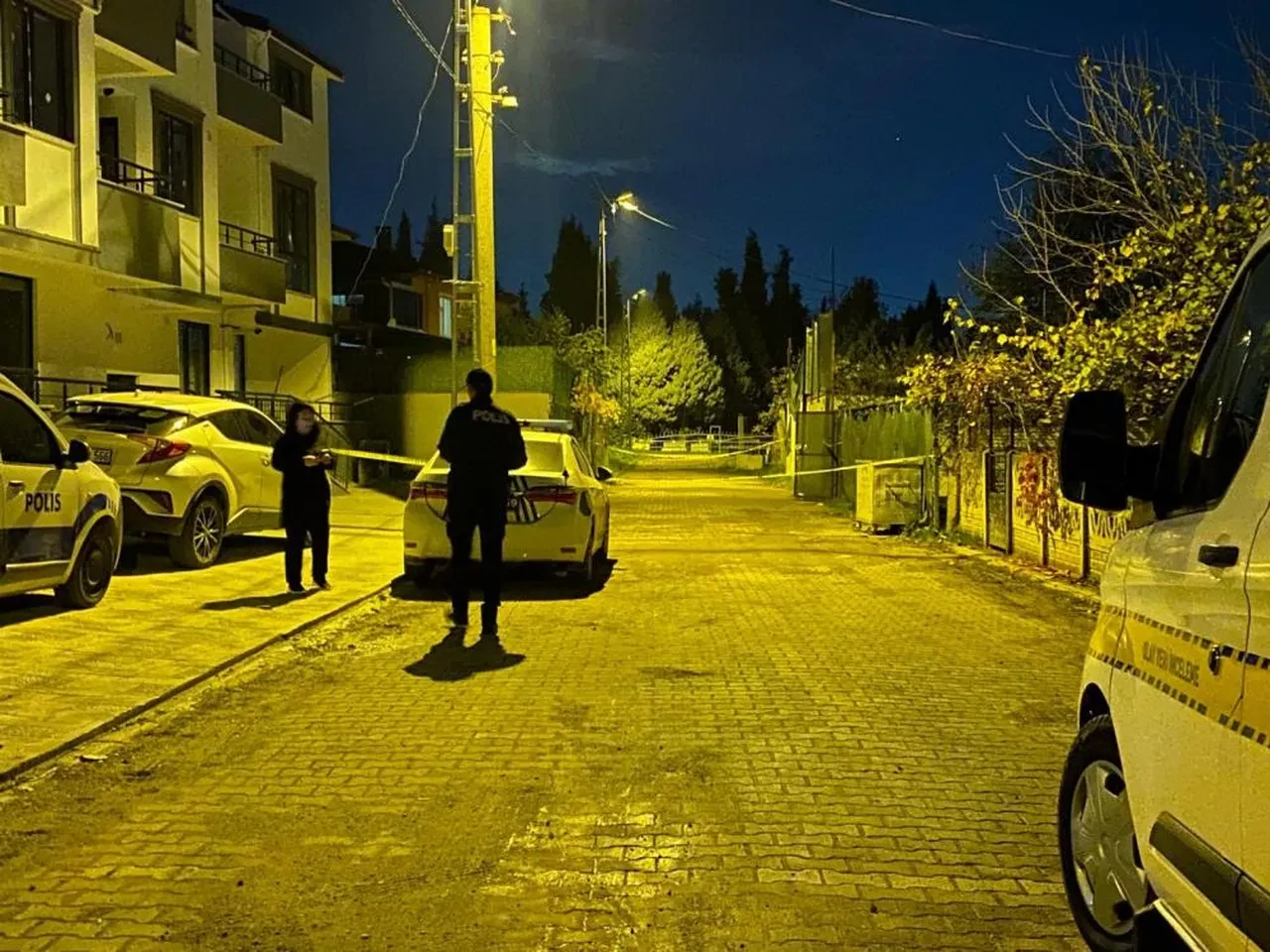 Kocaeli'nde çamaşırhanede bıçaklı kavga: Ölü ve yaralı var!