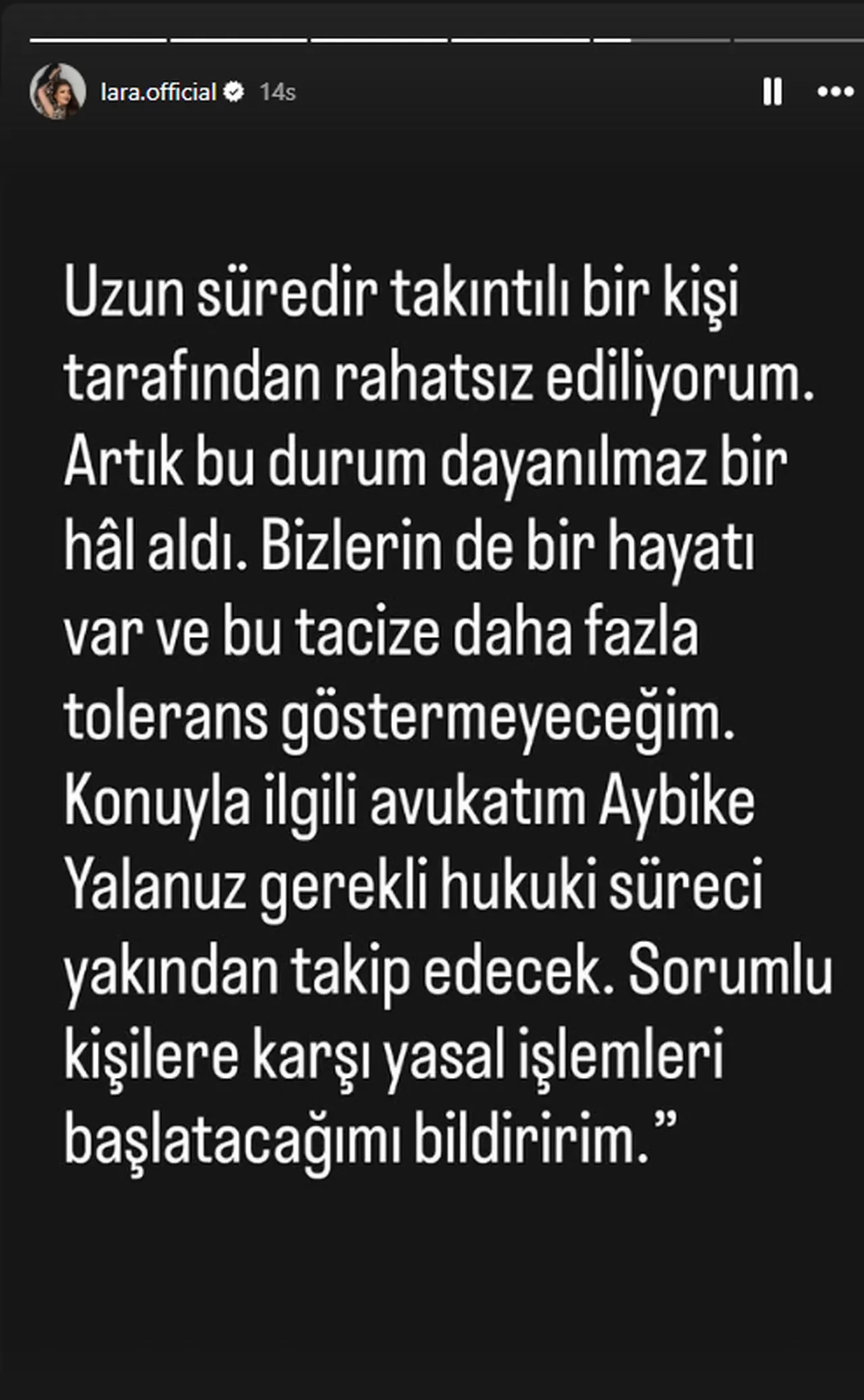 Şarkıcı Lara tacize sessiz kalamadı! Takıntılı hayranı sebebiyle zor günler geçiriyor