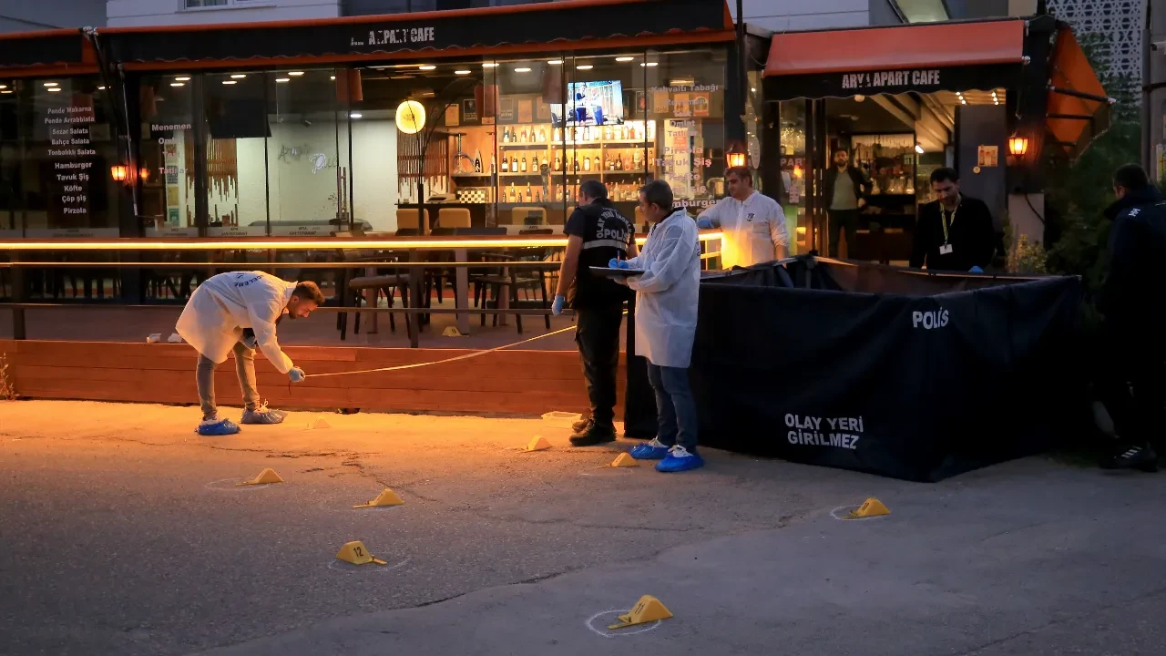 Yahudi asıllı kuzen dehşet saçtı! Barışmak için gittiği restoranda katledildi