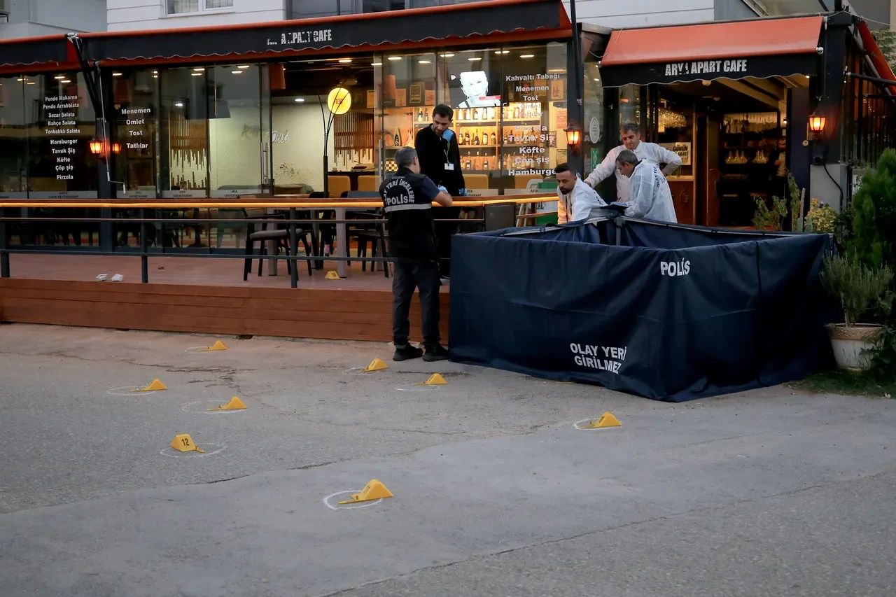 Yahudi asıllı kuzen dehşet saçtı! Barışmak için gittiği restoranda katledildi