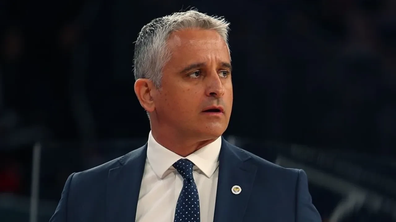 Anadolu Efes'te başantrenör Igor Kokoskov ile yollar ayrıldı