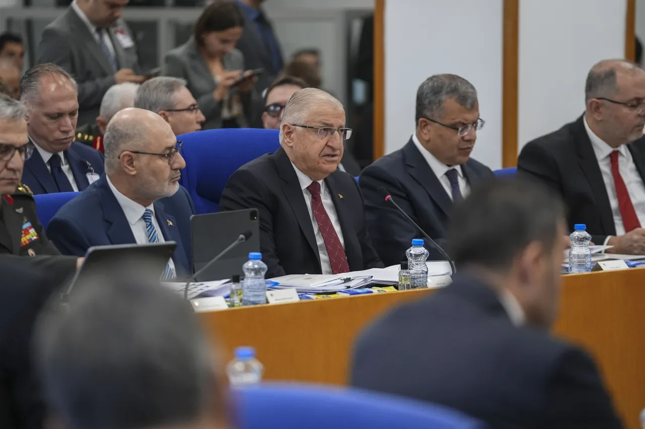 Bakan Güler'den C-130 eleştirilerine cevap: Dünyanın en emniyetli uçağı