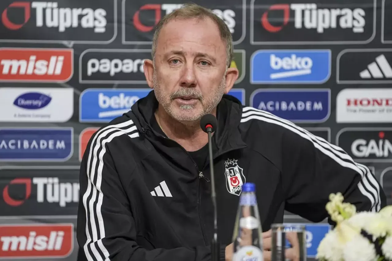 Beşiktaş'ta transfer harekatı! Sergen Yalçın'a sürpriz öneri
