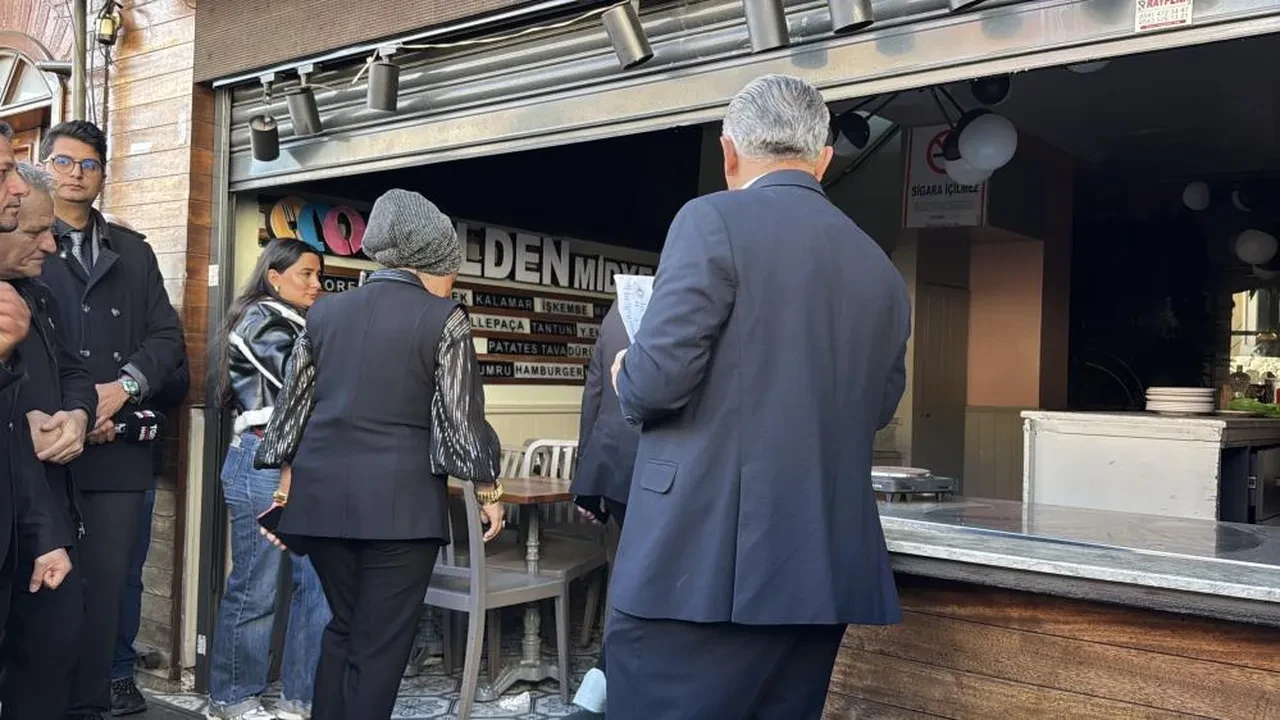 Böcek ailesinin ölümünden sorumlu tutulmuşlardı! İşletmelerinin sahiplerinden dikkat çeken açıklama geldi