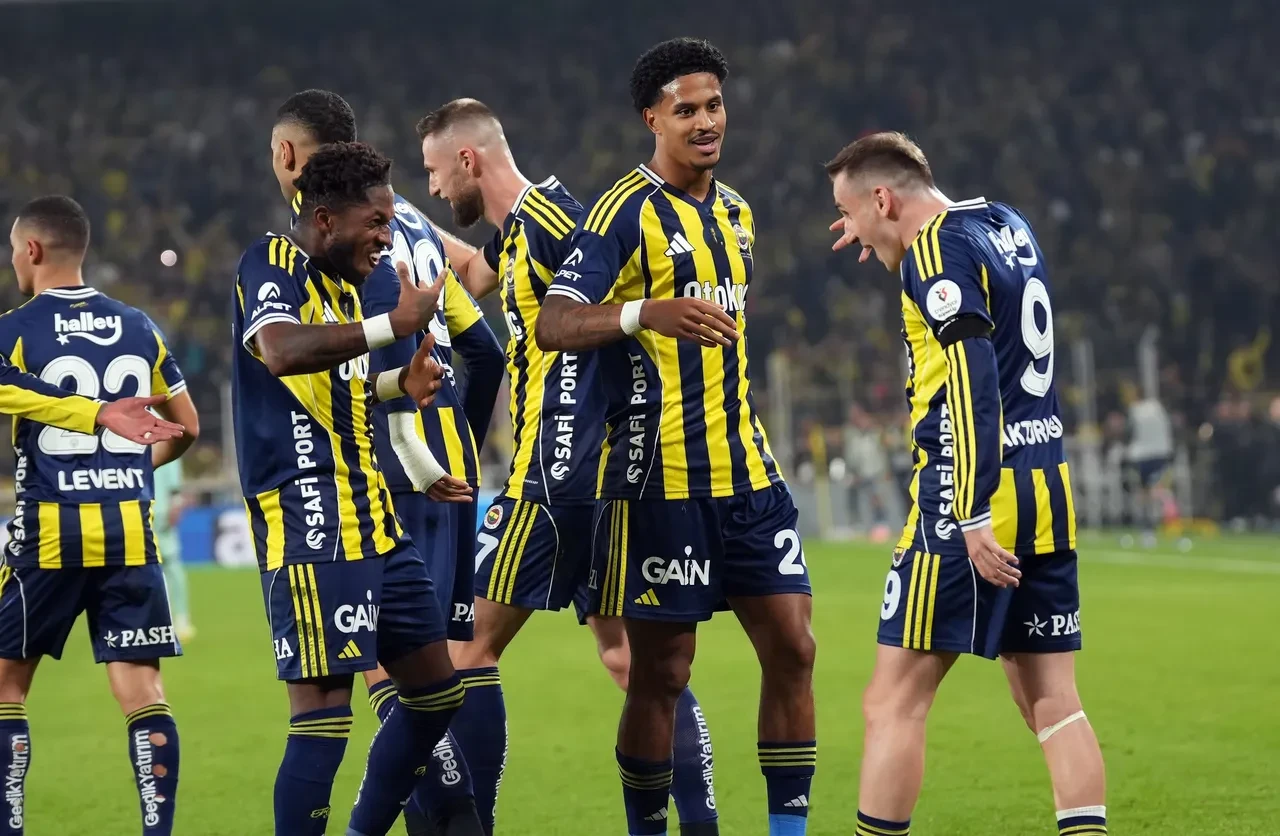 Fenerbahçe Ferencvaros maçı nereden izlenir, hangi kanalda? Sarı-lacivertliler 3 puan için sahaya çıkıyor