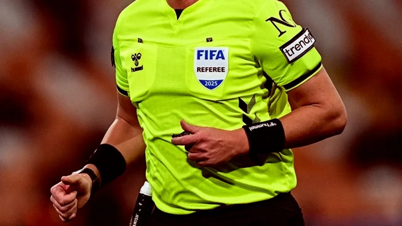 Fenerbahçe - Galatasaray derbisinin hakemi belli oldu