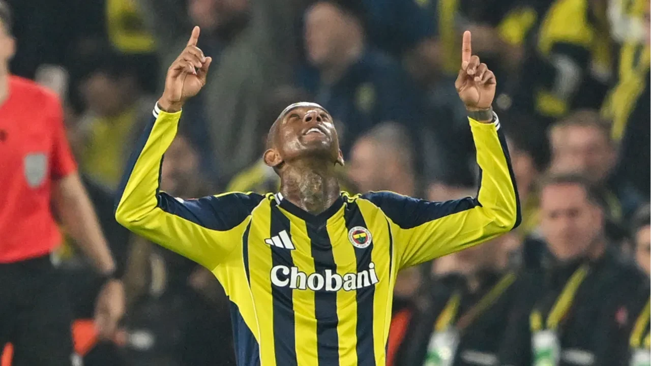 /spor/fenerbahce-ferencvaros-uefa-avrupa-ligi-canli-mac-anlatimi-3266513