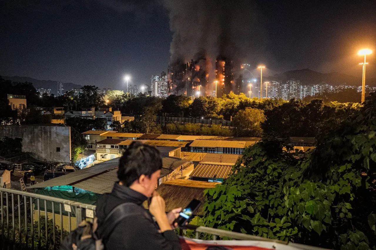 Hong Kong'da yangın felaketi! 7 gökdelen küle döndü: Yüzlerce kayıp var