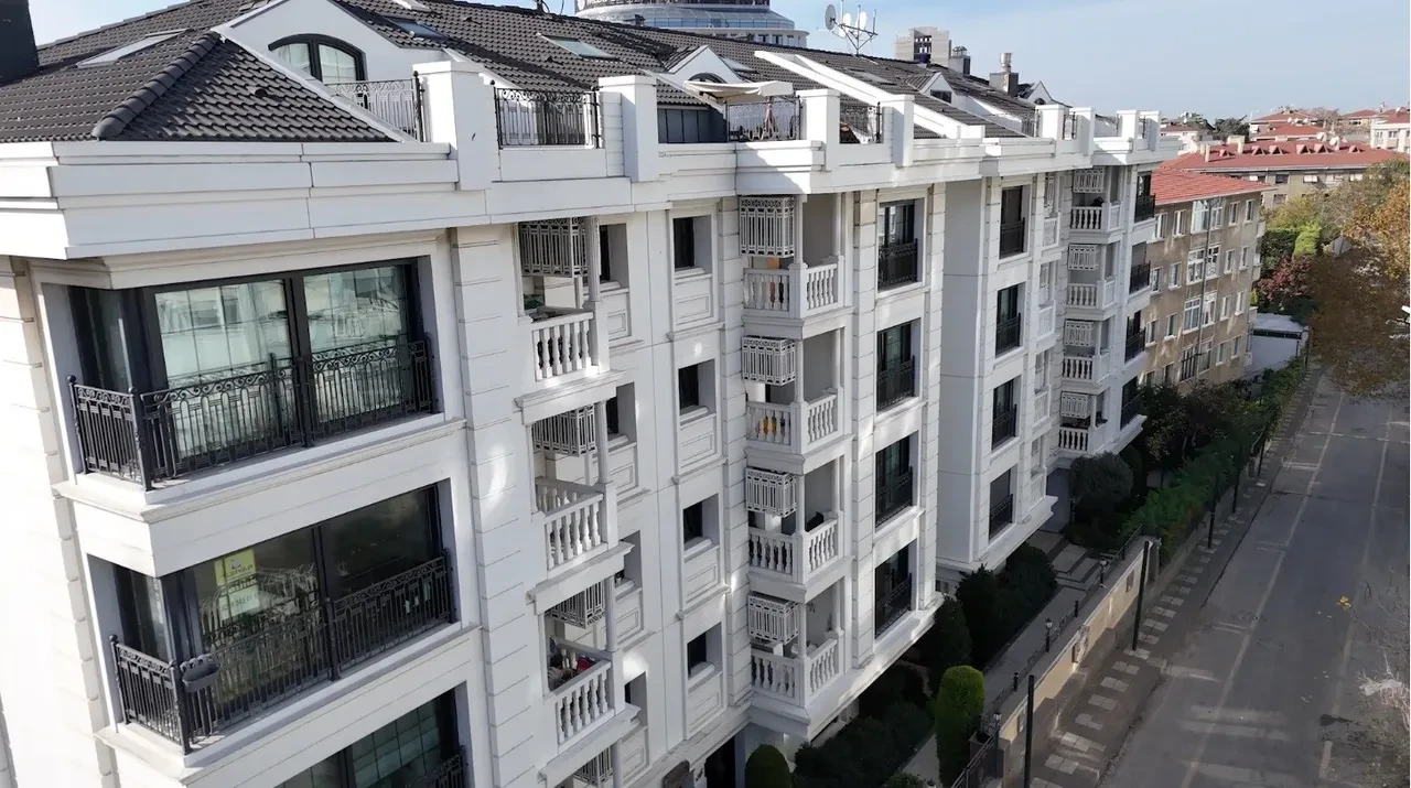 Kadıköy'de lüks daire sahibi, kiracısından yaka silkti! 85 bin TL'lik eve ödediği kira şoke etti: Neler yapmış neler