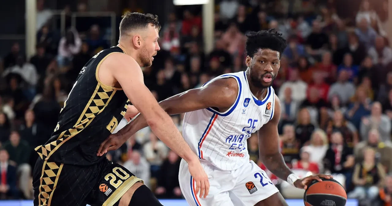 Monaco Anadolu Efes maç skoru kaç kaç? 36 farklı ağır mağlubiyet