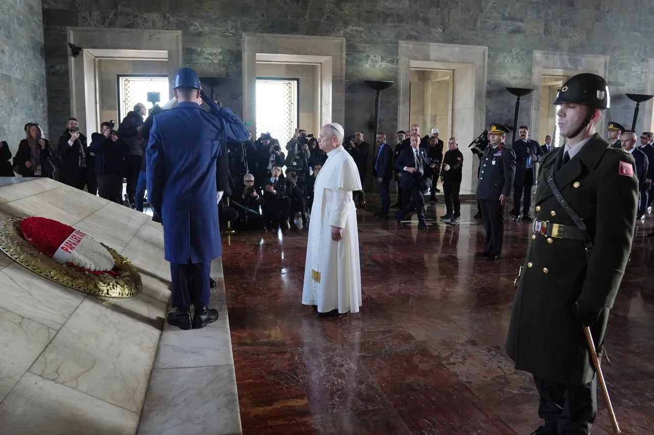 Papa 14. Leo Türkiye'de! İşte dünyanın takip ettiği ziyarette dikkat çeken detaylar... 