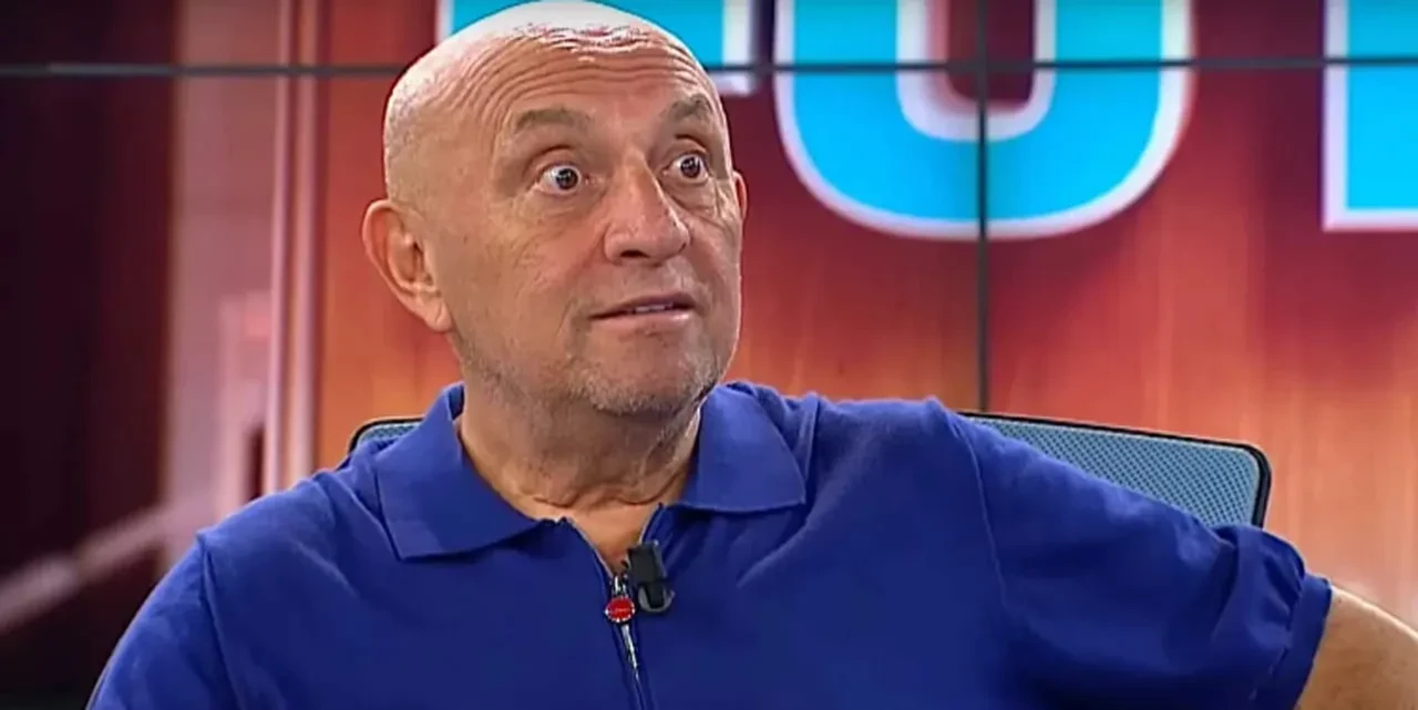 Sinan Engin'in Uzak Şehir fanlığı devam ediyor1 Bu sefer Boran karakterine seslendi 