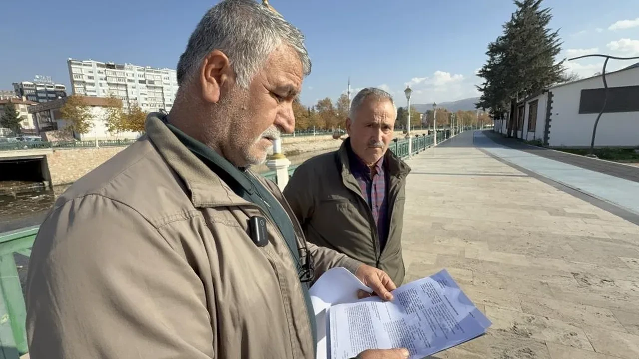 Tarladan çıkarmadığı traktörüne İstanbul Boğazı'nda ceza kestiler! Bütün malı haczedildi!