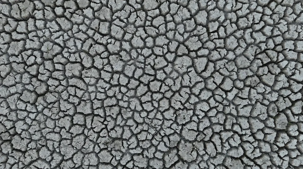 Uzman isim 'ilçe felakete sürükleniyor' diyerek uyardı! Önlem alınmazsa binalar çökecek ve yangınlar meydana gelecek