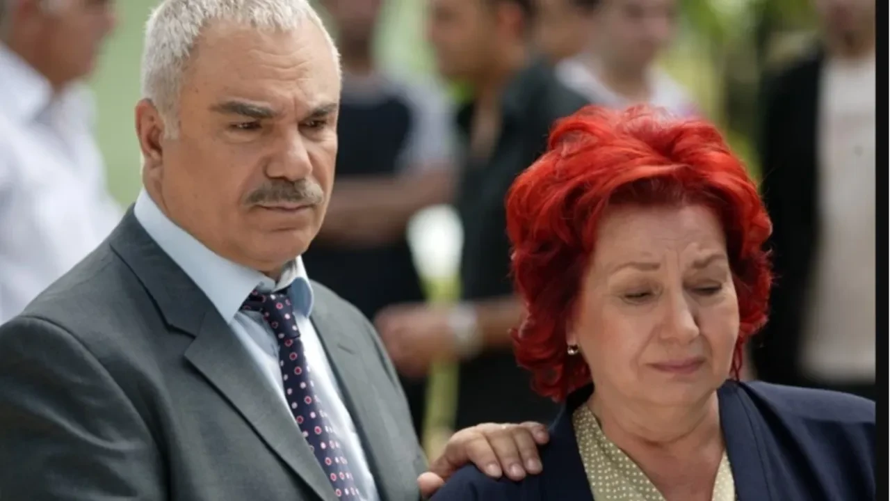 Yaprak Dökümü'nün Hayriye'si Güven Hokna'nın yeni imajı ortaya çıktı 