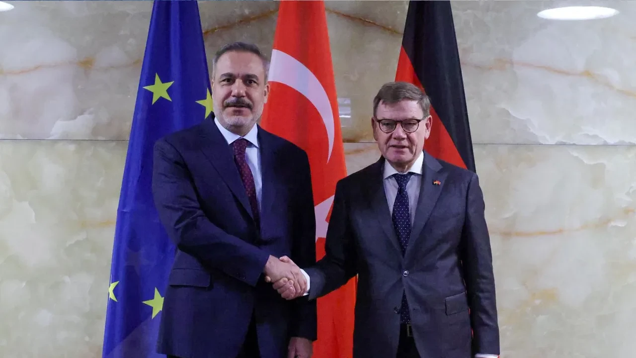 Bakan Hakan Fidan Alman mevkidaşı ile bir arada: Türkiye'nin AB süreciyle ilgili dikkat çeken açıklamalar