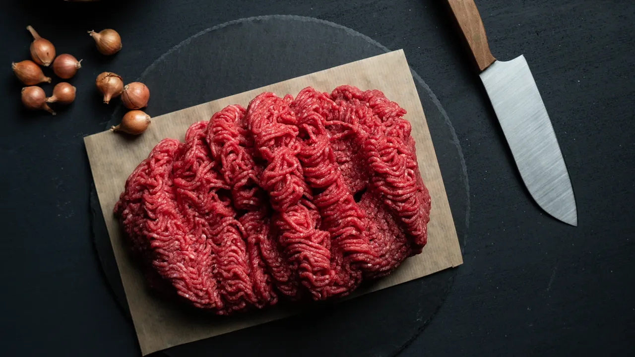 Besin zehirlenmelerinde kritik 72 saat uyarısı! Uzman isim riskli besinleri tek tek sıraladı