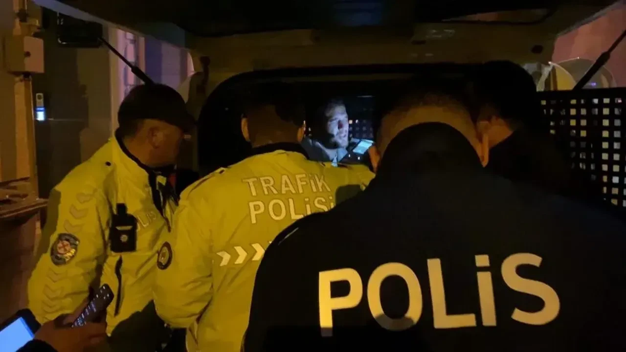 Bursa'da film gibi kovalamaca! Polis durdurdu: 'Fuat abiye odun getirecektim' dedi