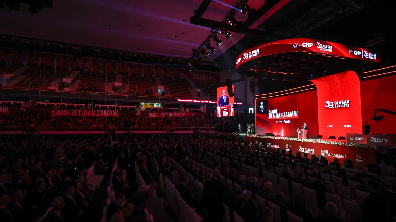 CHP'de Kurultay maratonu başladı! PM ve MYKD önemli değişiklikler bekleniyor