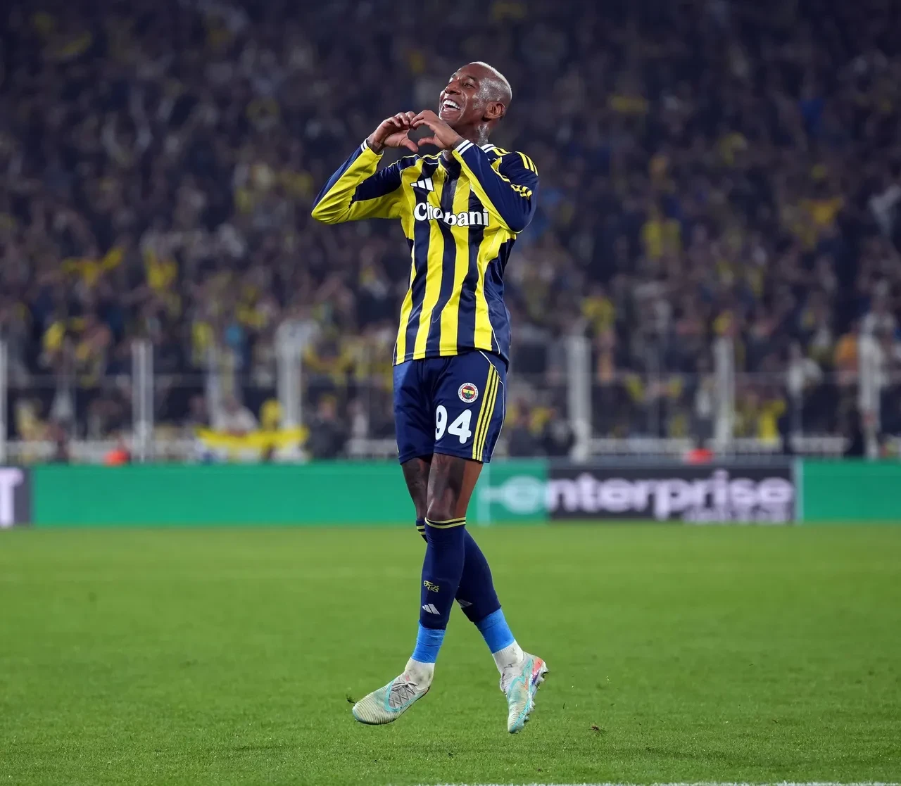 Fenerbahçe Avrupa Ligi'nde kaç puanı var kaçıncı sırada?