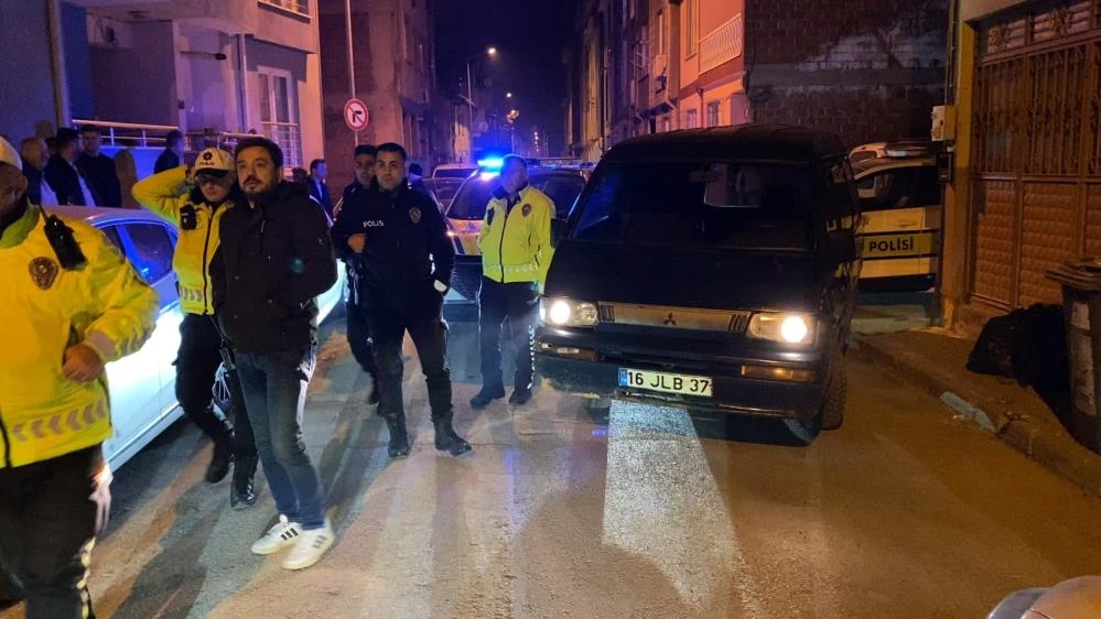 Bursa'da film gibi kovalamaca! Polis durdurdu: 'Fuat abiye odun getirecektim' dedi