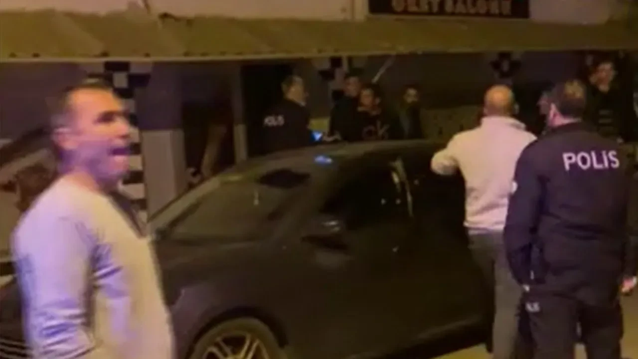 'Küseceksen Oynamayalım' kahvesindeki kavga sokağa taşındı