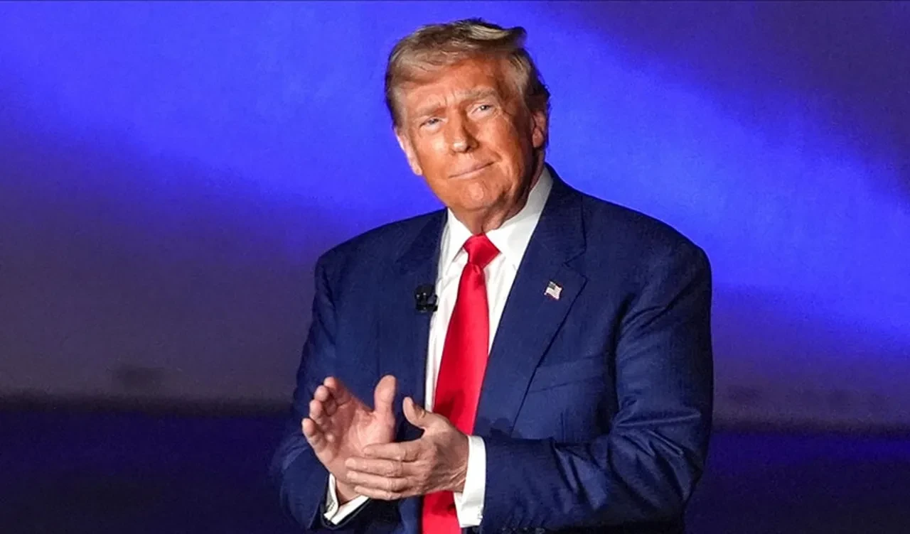 Trump'tan B-2 bombardıman uçağı siparişi! Venezuela lideri Maduro'dan 'Savaş hazır olun' emri