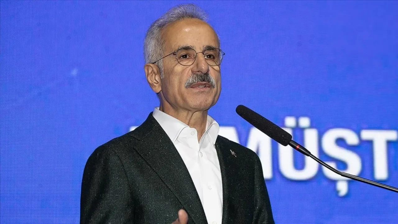 Bakan Uraloğlu duyurdu: 2025, Türk denizciliğinin altın yılı 