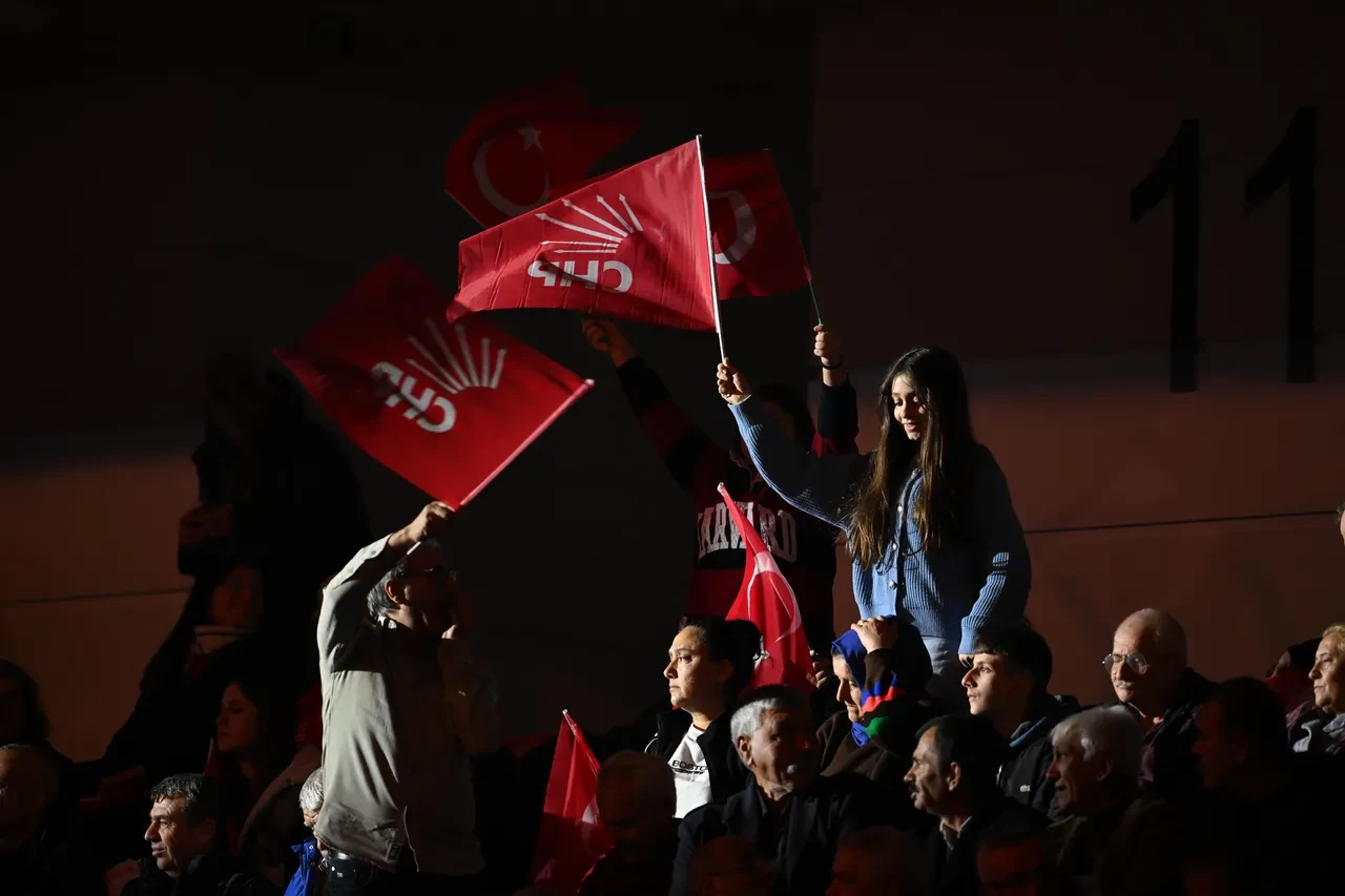 CHP Kurultayı'nda ikinci gün! Tek adaylı Genel Başkan seçimi