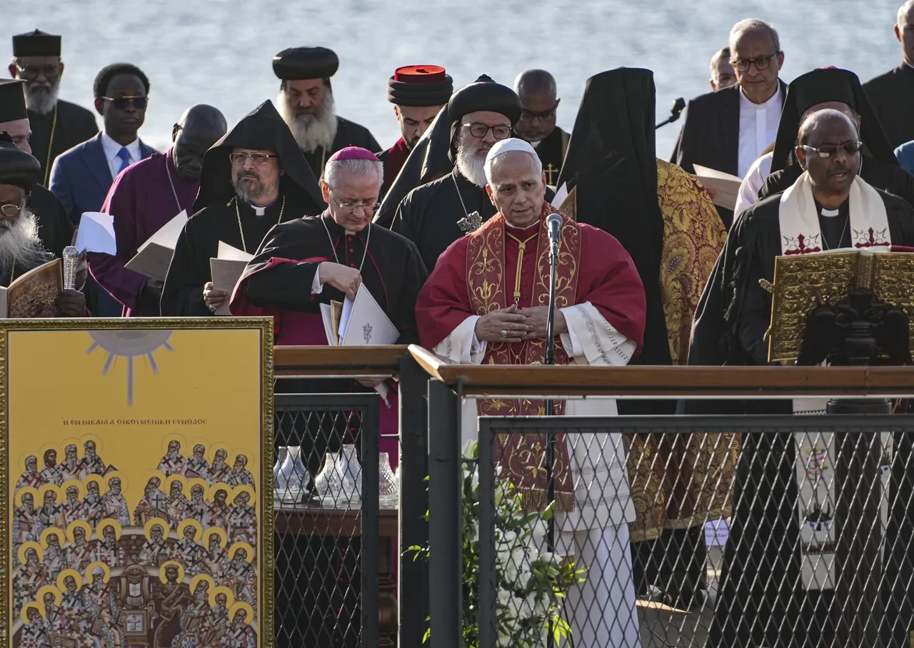 MHP'li Semih Yalçın'dan Papa 14. Leo'nun ziyaretine tepki: Ayrışmaları kaşıyan mesajlar var