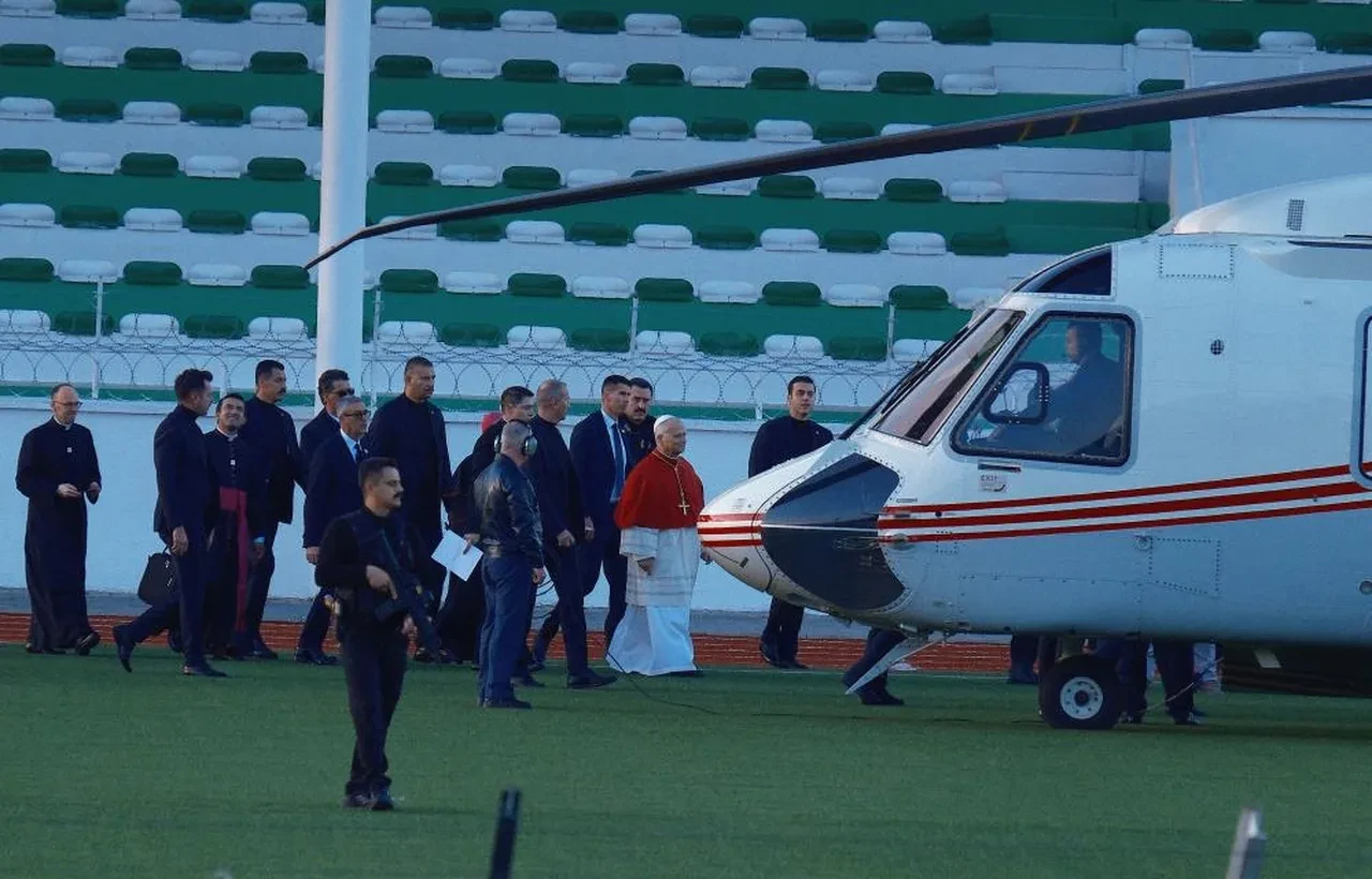 Papa 14. Leo'ya İznik'te Yeniden Refah Partisi'nden protesto: Tek şüpheye dikkat çektiler