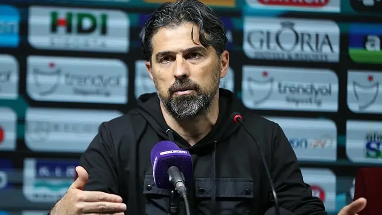 Süper Lig'de sürpriz istifa! Canlı yayında açıkladı