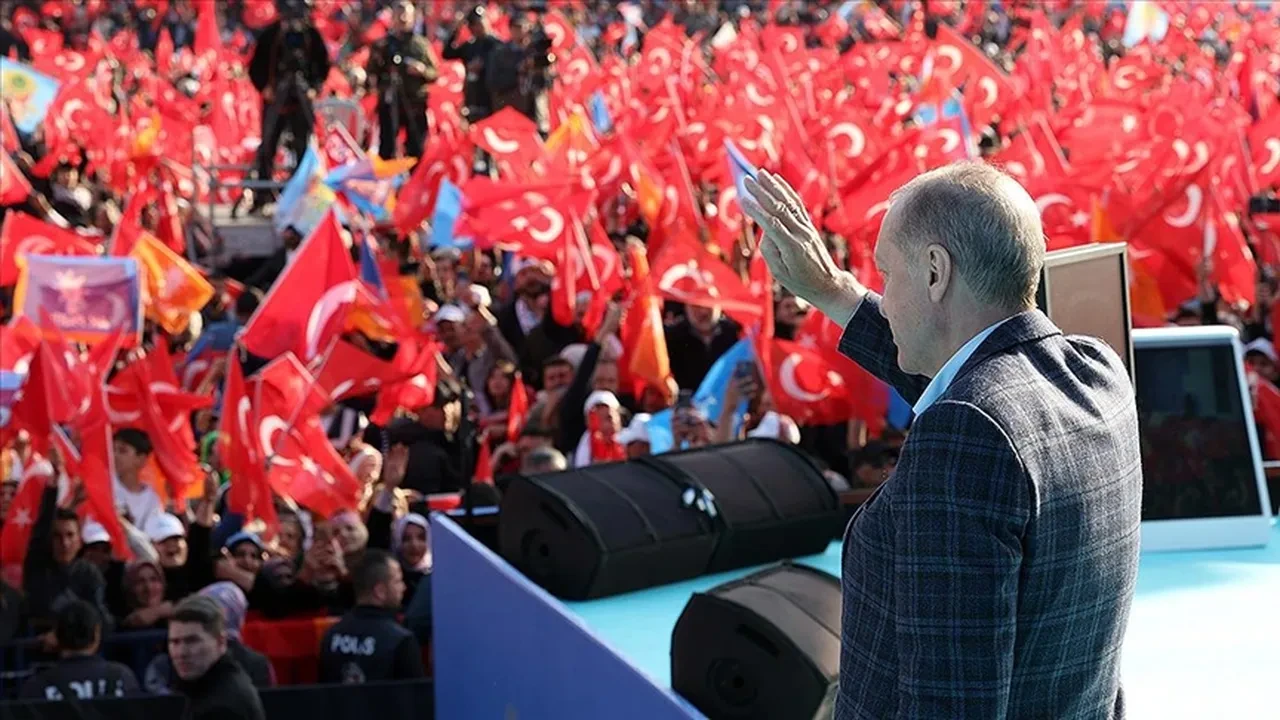 AK Parti 23 yıllık iktidar başarısını nasıl yakaladı? Şamil Tayyar 3Y'yi hatırlatıp 2019'a parantez açtı