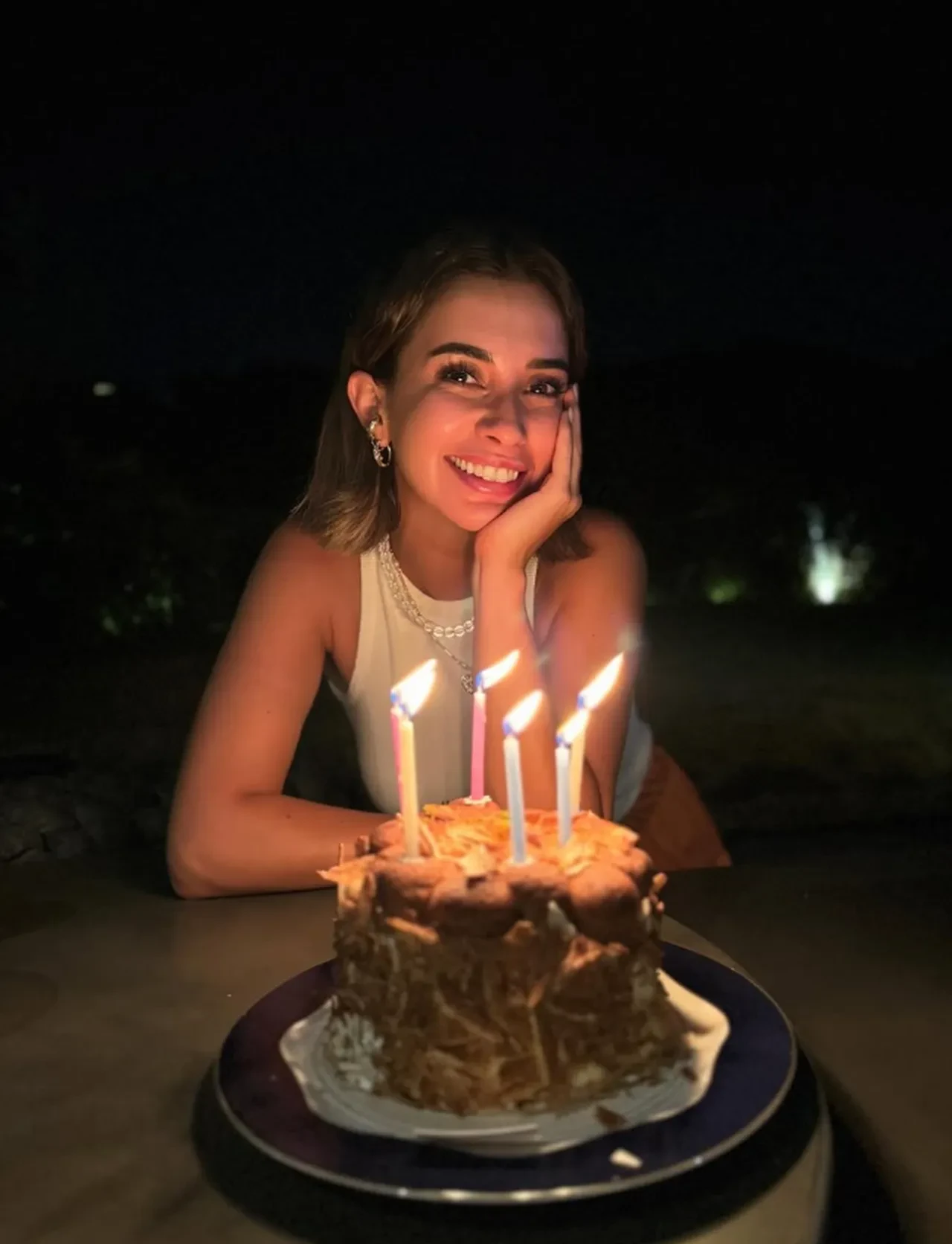 Buse Terim 1,5 yıl sonra "Aşk yeniden" dedi! Gönlünü bakın kime kaptırdı 