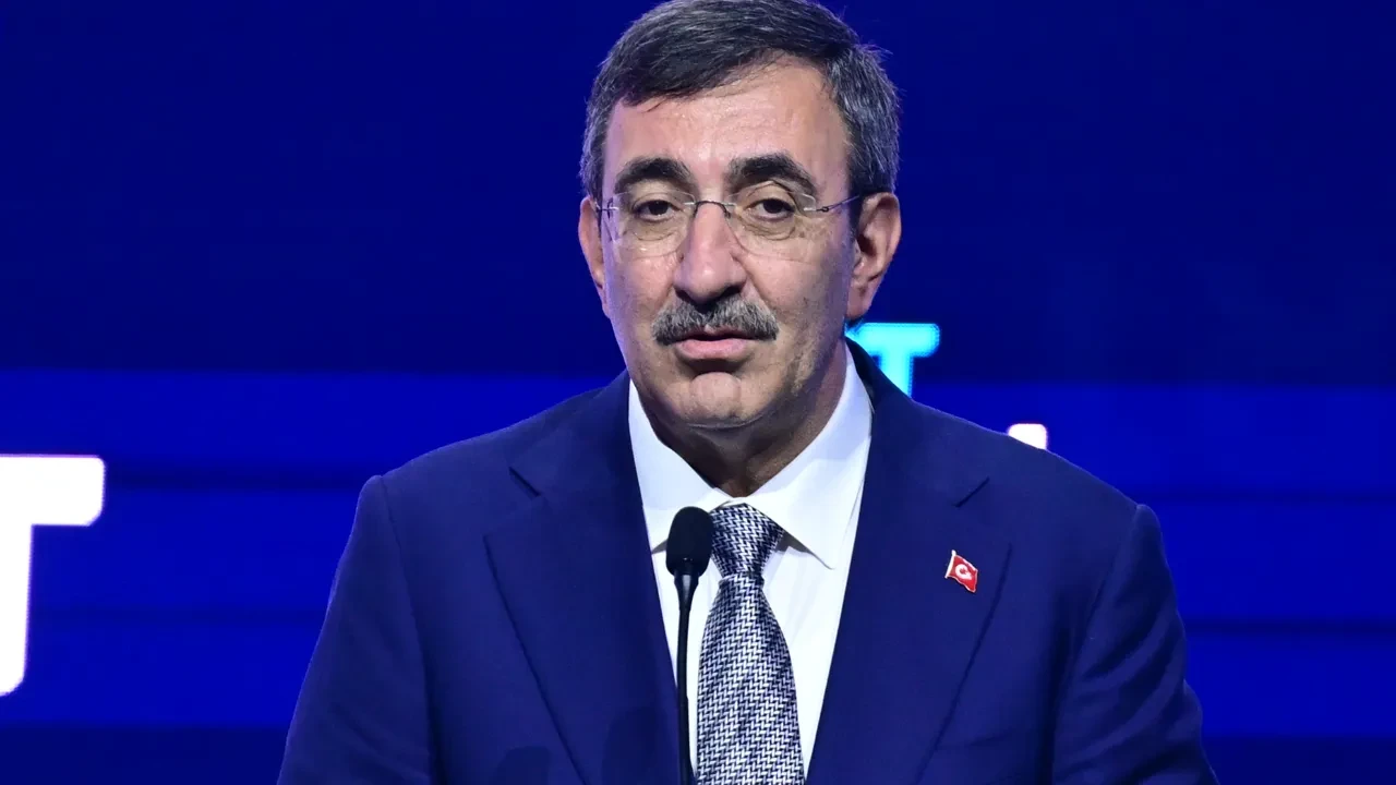 Cumhurbaşkanı Yardımcısı Yılmaz: 'Enflasyon sorunlarımız var aşacağız'