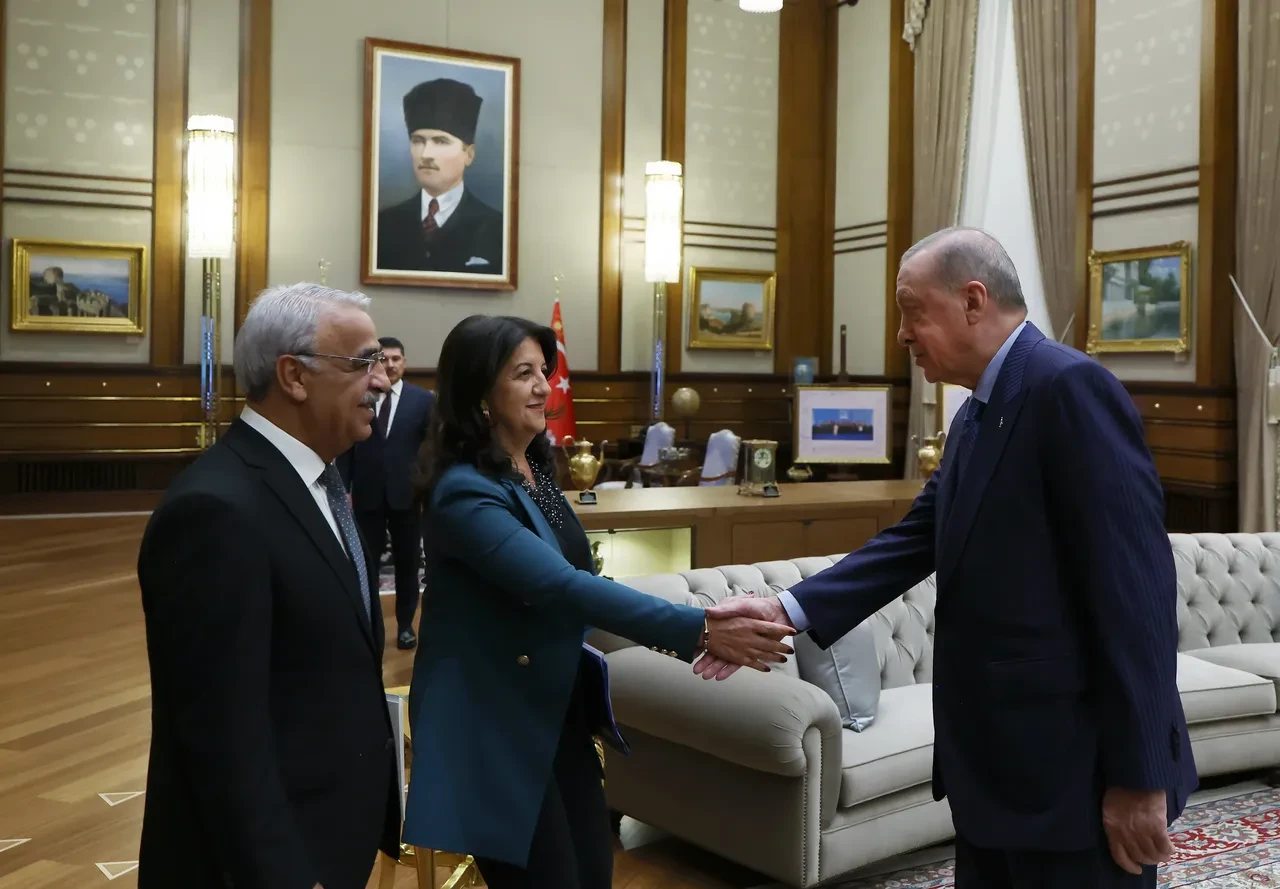 DEM Parti heyeti İmralı ile görüşmeye gidiyor