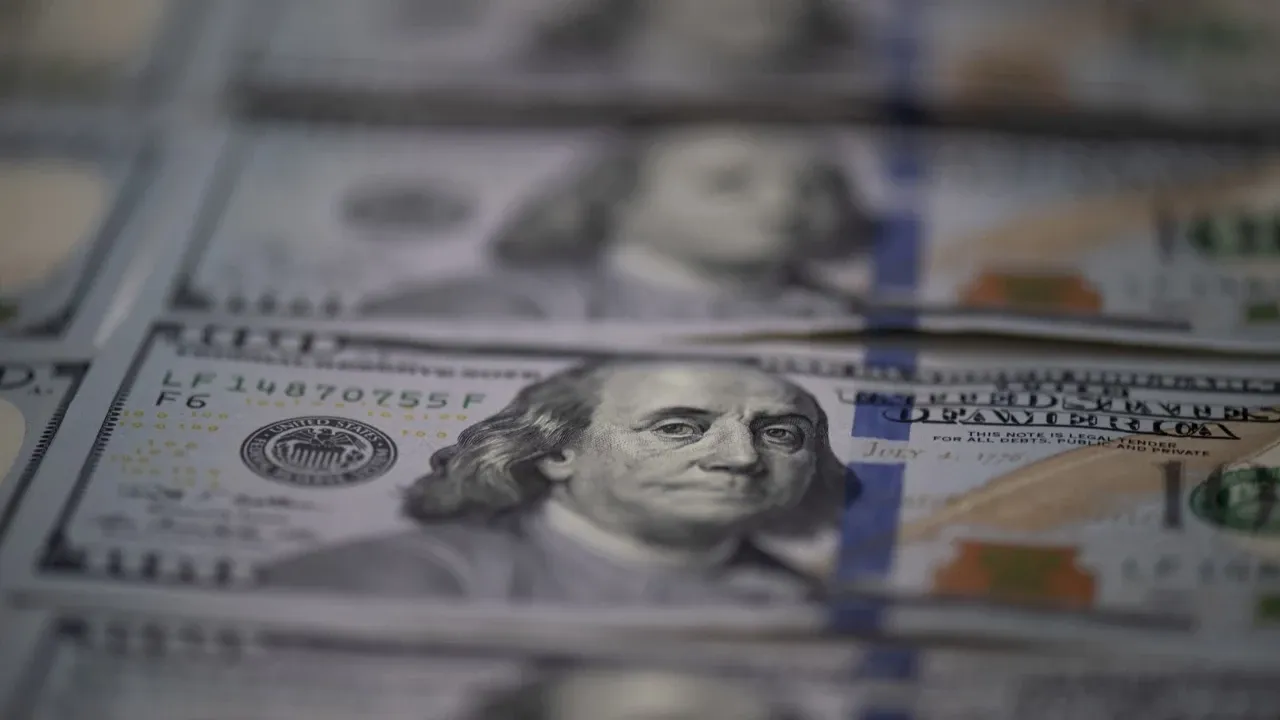 Dev bankadan yeni dolar tahmini: Fiyatlar dip yapabilir