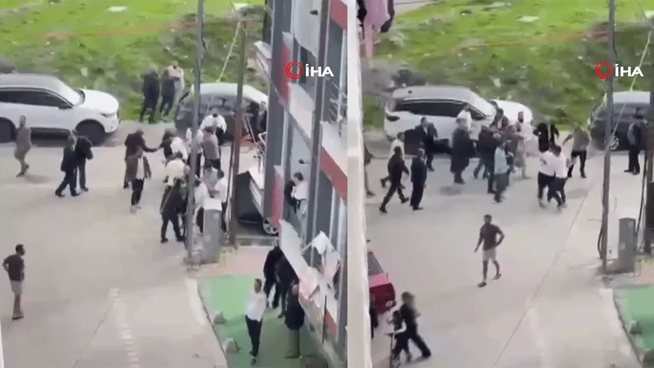 Esenyurt karıştı! Bıçaklı kavgada ortalık savaş alanına döndü