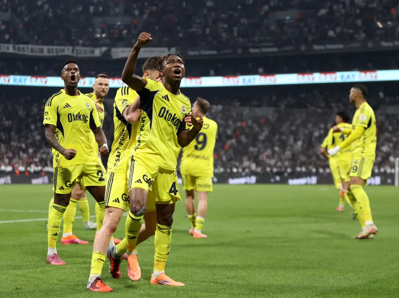 Fenerbahçe Kayserispor maç biletleri ne zaman satışa çıkacak? 9 Kasım'da oynanacak maçın bilet fiyatları gündemde