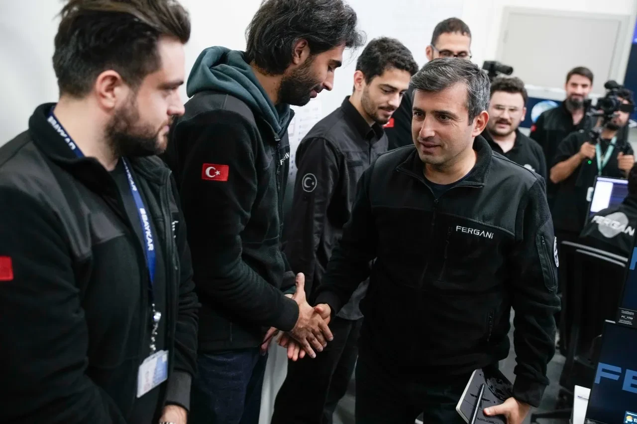 Fergani Uzay ikinci milli uydusu FGN-100-d2'yi başarıyla fırlattı: Hedef küresel konumlama sistemi