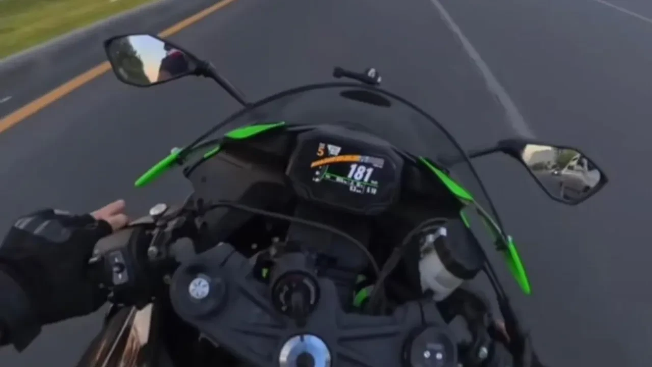 Herkesin canını hiçe saydı! 180'le gitti marifet gibi paylaştı