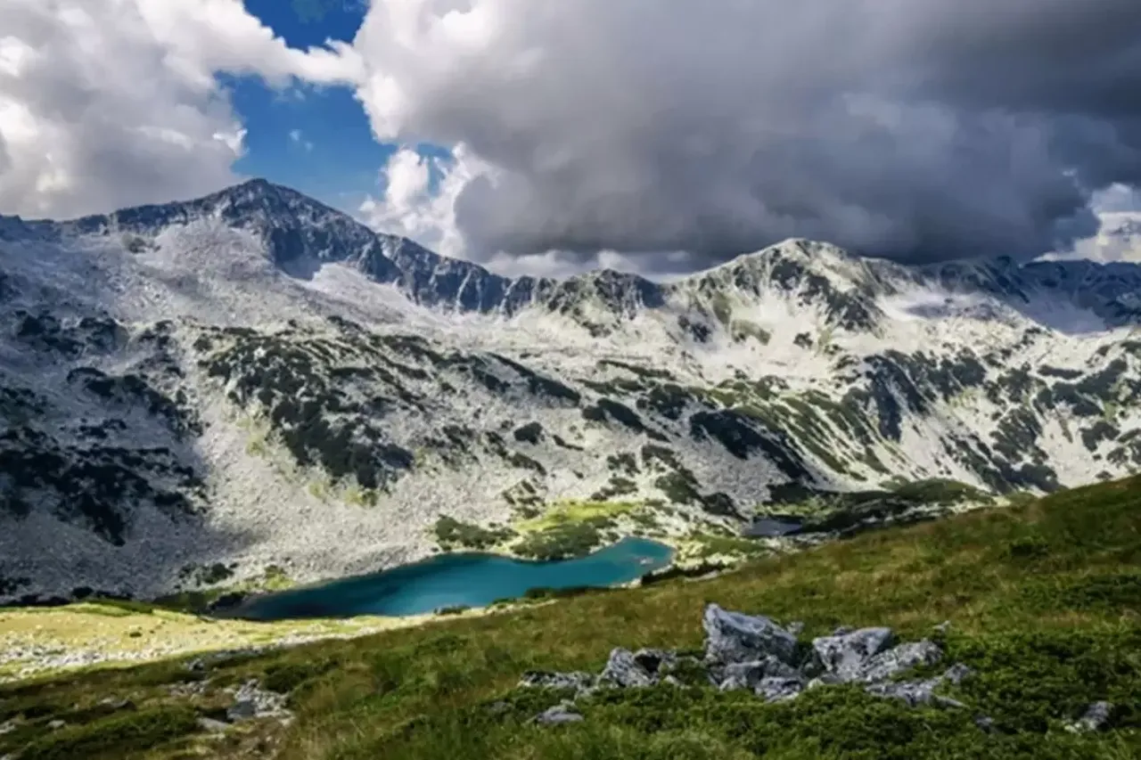 İnterpol'ün peşinde olduğu kişi 17 yıldır kayıp, 12 yıldır 'ölü' olarak biliniyordu! Bulunduğu yer şoke etti
